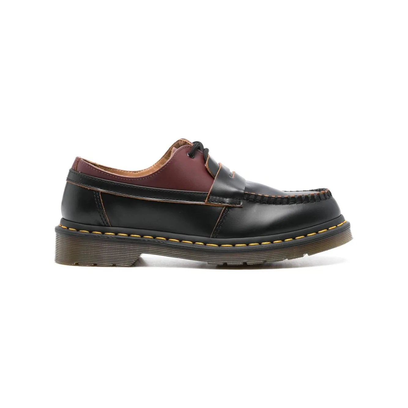 032C Flat shoes Black