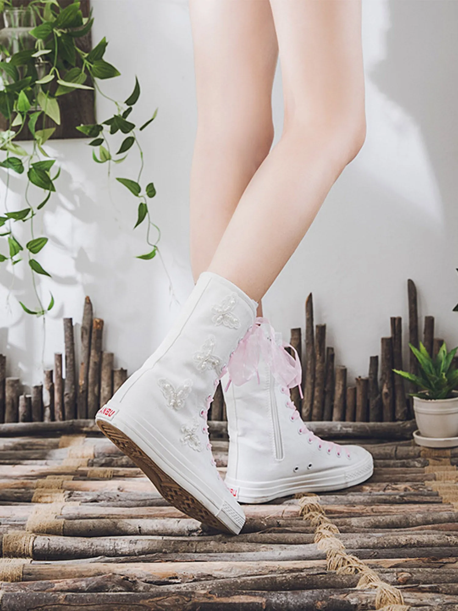Canvas Lace Flat Heel Round Toe Wedding Sneakers Daily Shoes