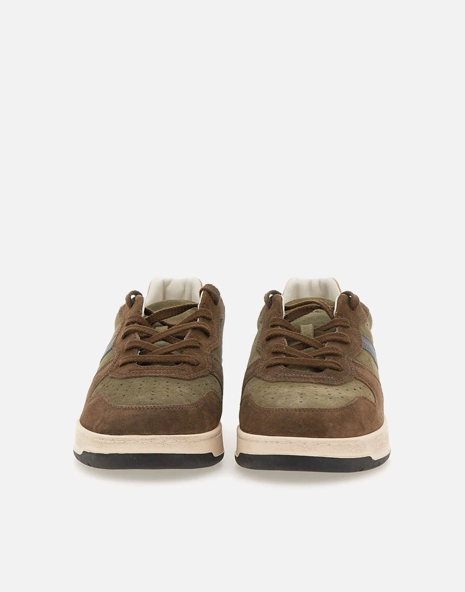 Court 2.0 Powder Suede Sneakers